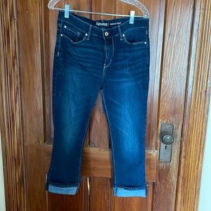 Size 12 Levi capris denim